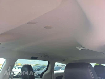 2024 Chrysler Pacifica Touring L 121.6" WB - miniatura 8