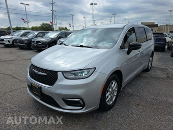 2024 Chrysler Pacifica Touring L 121.6" WB