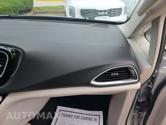 2024 Chrysler Pacifica Touring L 121.6" WB - miniatura 20