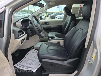 2024 Chrysler Pacifica Touring L 121.6" WB - miniatura 6