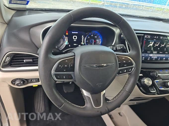 2024 Chrysler Pacifica Touring L 121.6" WB - miniatura 10