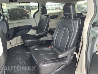 2024 Chrysler Pacifica Touring L 121.6" WB - miniatura 13