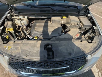2024 Chrysler Pacifica Touring L 121.6" WB - miniatura 16