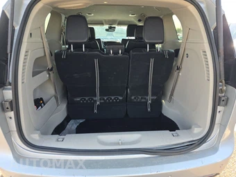 2024 Chrysler Pacifica Touring L 121.6" WB - miniatura 17