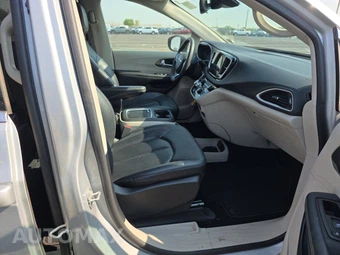 2024 Chrysler Pacifica Touring L 121.6" WB - miniatura 8