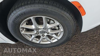 2024 Chrysler Pacifica Touring L 121.6" WB - miniatura 28