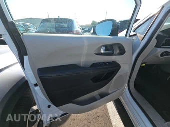 2024 Chrysler Pacifica Touring L 121.6" WB - miniatura 9