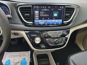 2024 Chrysler Pacifica Touring L 121.6" WB - miniatura 11