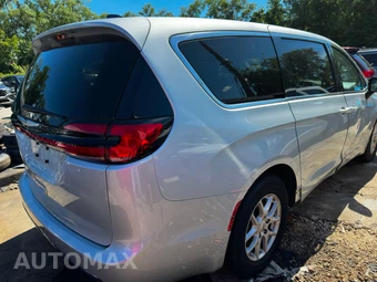 2024 Chrysler Pacifica Touring L 121.6" WB - miniatura 4
