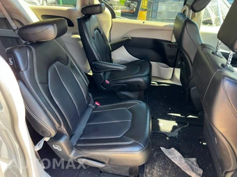 2024 Chrysler Pacifica Touring L 121.6" WB - miniatura 8