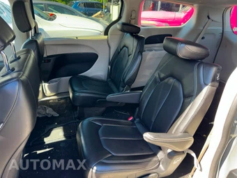 2024 Chrysler Pacifica Touring L 121.6" WB - miniatura 9