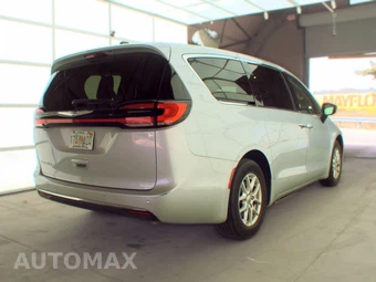2024 Chrysler Pacifica Touring L 121.6" WB - miniatura 4