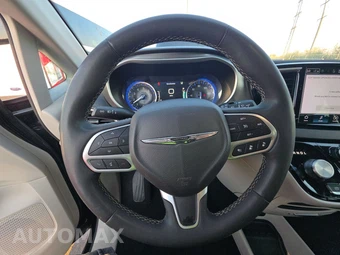 2024 Chrysler Pacifica Touring L 121.6" WB - miniatura 10