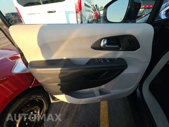 2024 Chrysler Pacifica Touring L 121.6" WB - miniatura 9