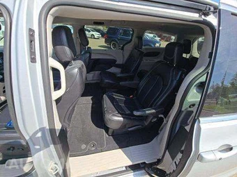 2024 Chrysler Pacifica Touring L 121.6" WB - miniatura 14