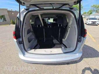 2024 Chrysler Pacifica Touring L 121.6" WB - miniatura 16