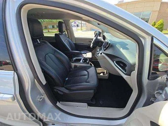 2024 Chrysler Pacifica Touring L 121.6" WB - miniatura 20