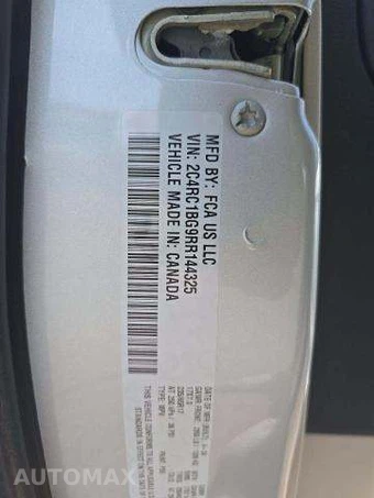 2024 Chrysler Pacifica Touring L 121.6" WB - miniatura 6