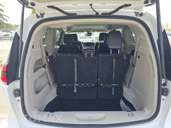 2024 Chrysler Pacifica Touring L 121.6" WB - miniatura 24