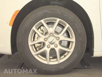2024 Chrysler Pacifica Touring L 121.6" WB - miniatura 9