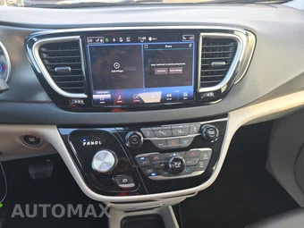 2024 Chrysler Pacifica Touring L 121.6" WB - miniatura 17