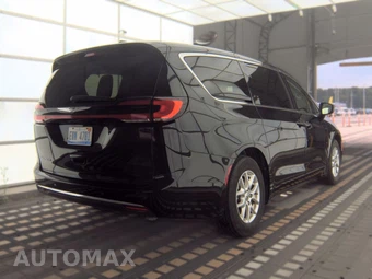 2024 Chrysler Pacifica Touring L 121.6" WB - miniatura 4