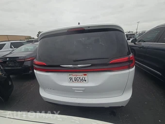 2024 Chrysler Pacifica Touring L 121.6" WB - miniatura 5