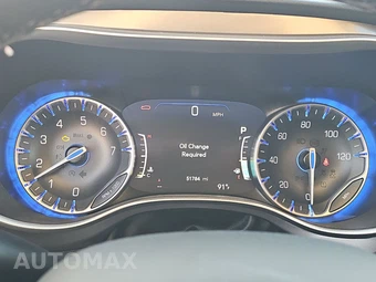 2024 Chrysler Pacifica Touring L 121.6" WB – miniatura 12