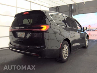 2024 Chrysler Pacifica Touring L 121.6" WB – miniatura 4