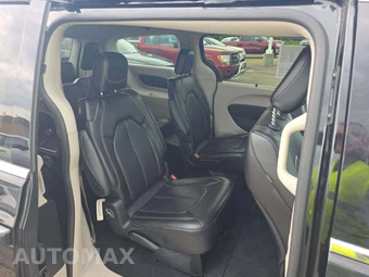2024 Chrysler Pacifica Touring L 121.6" WB - miniatura 17