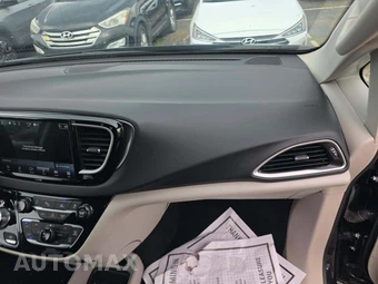 2024 Chrysler Pacifica Touring L 121.6" WB - miniatura 20