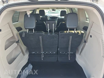 2024 Chrysler Pacifica Touring L 121.6" WB - miniatura 17