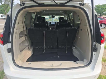 2024 Chrysler Pacifica Touring L 121.6" WB - miniatura 12