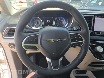 2024 Chrysler Pacifica Touring L 121.6" WB - miniatura 10