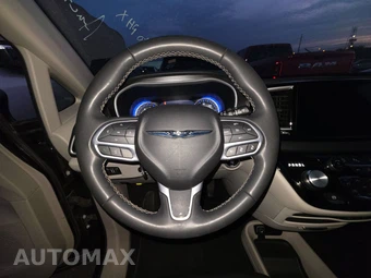 2024 Chrysler Pacifica Touring L 121.6" WB - miniatura 10