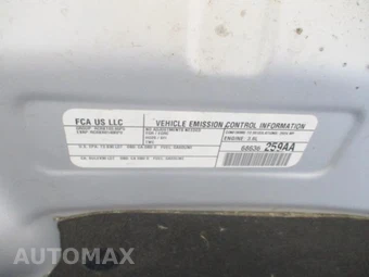 2024 Chrysler Pacifica Touring L 121.6" WB - miniatura 18