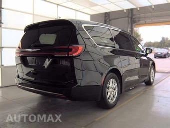 2024 Chrysler Pacifica Touring L 121.6" WB - miniatura 4