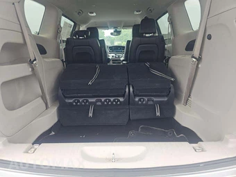 2024 Chrysler Pacifica Touring L 121.6" WB - miniatura 14