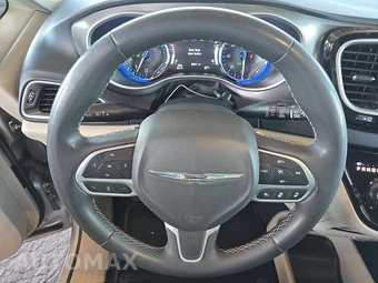 2024 Chrysler Pacifica Touring L 121.6" WB - miniatura 10