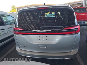 2024 Chrysler Pacifica Touring L 121.6" WB - miniatura 5