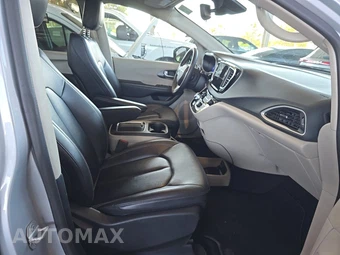 2024 Chrysler Pacifica Touring L 121.6" WB - miniatura 8