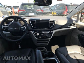 2024 Chrysler Pacifica Touring L 121.6" WB - miniatura 11