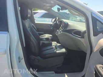 2024 Chrysler Pacifica Touring L 121.6" WB - miniatura 19