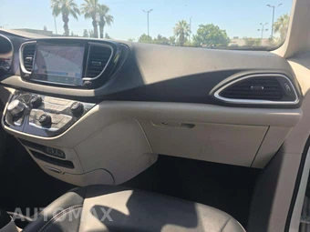2024 Chrysler Pacifica Touring L 121.6" WB - miniatura 20