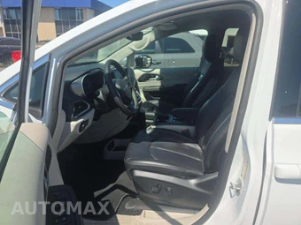 2024 Chrysler Pacifica Touring L 121.6" WB - miniatura 6