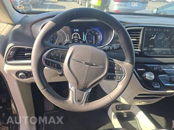 2024 Chrysler Pacifica Touring L 121.6" WB - miniatura 10