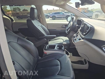 2024 Chrysler Pacifica Touring L 121.6" WB - miniatura 8