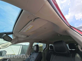 2024 Chrysler Pacifica Touring L 121.6" WB - miniatura 8