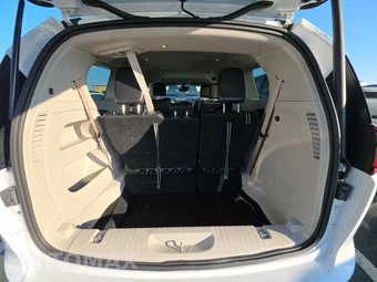 2024 Chrysler Pacifica Touring L 121.6" WB - miniatura 24