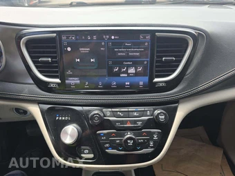 2024 Chrysler Pacifica Touring L 121.6" WB - miniatura 10